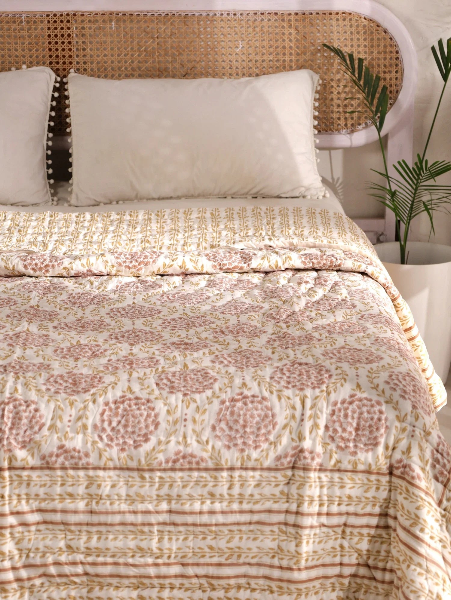 All Season Jaipuri Quilt | 100% Pure Cotton | Block Print | Double Bed - Nitya